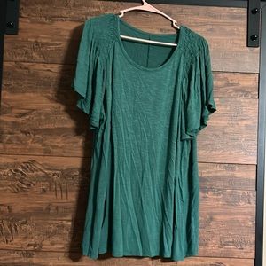 Plus size green, short sleeve shirt